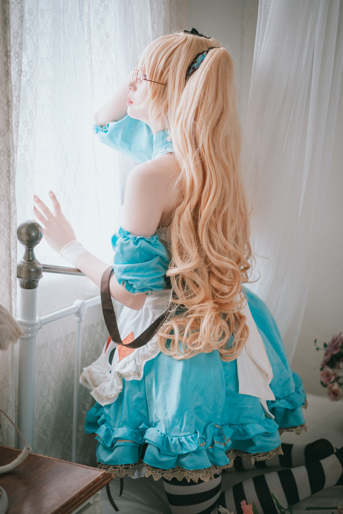 xgyw.top_[DJAWA]No.069_韩国模特_Alice in Glasses主题性感眼镜美少女私房女仆装诱惑写真49P
