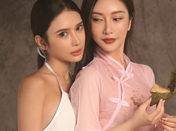 [Ugirls爱极品]No.2338_车模金露＆Angela楚楚端午节主题性感姐妹花薄透服饰骚扰写真35P