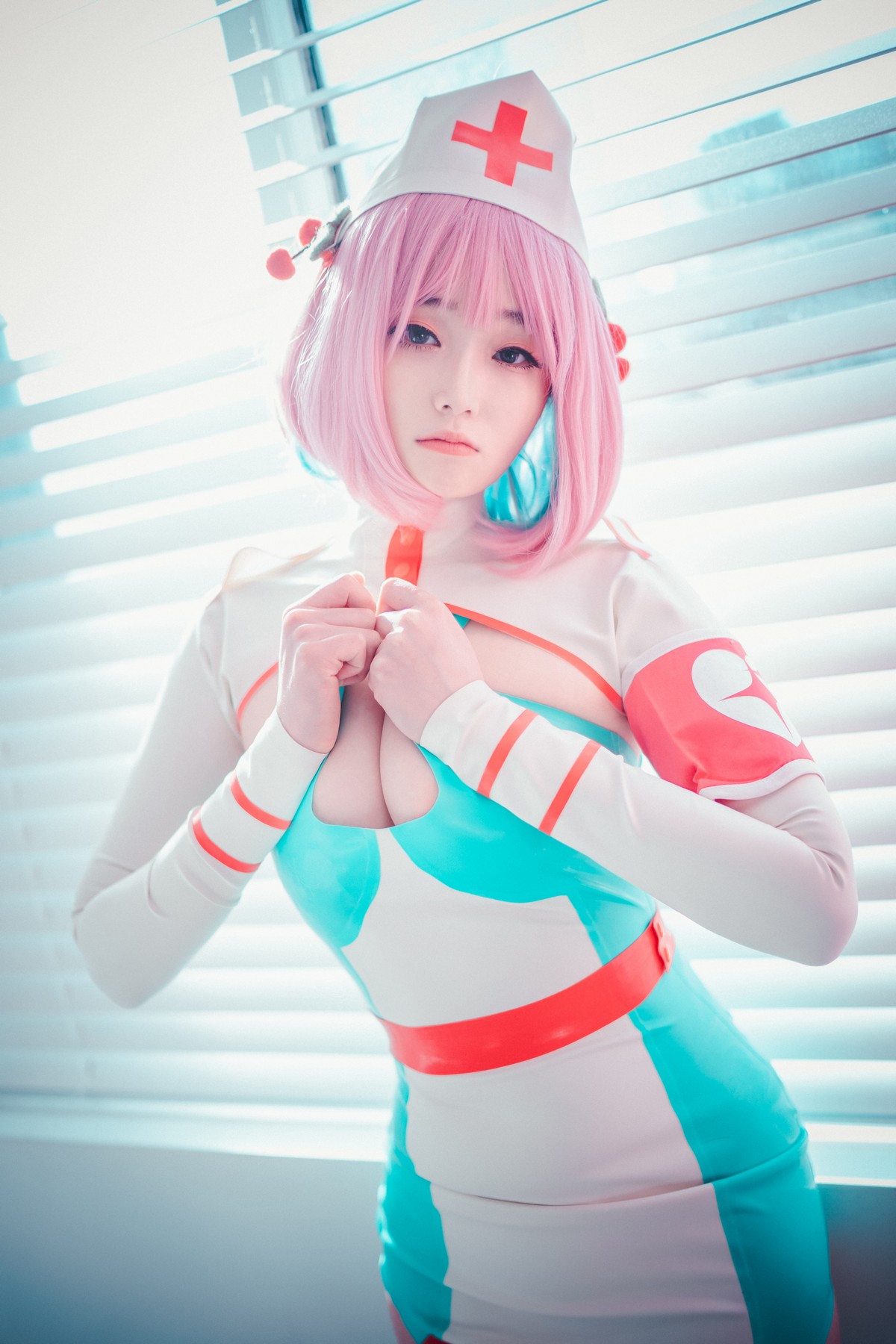 xgyw.top_[DJAWA]No.073_模特BamBi_Cling To Latex主题私房性感护士装露完美身材诱惑写真46P