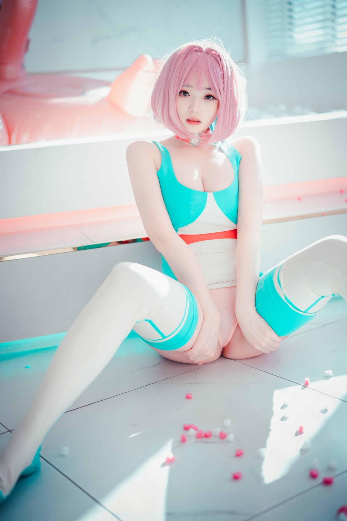 xgyw.top_[DJAWA]No.073_模特BamBi_Cling To Latex主题私房性感护士装露完美身材诱惑写真46P