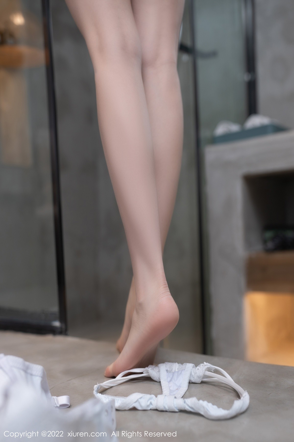 xgyw.top_XiuRen第5103期_模特鱼子酱Fish私房脱性感紫色连衣裙露轻透内衣迷人诱惑写真87P