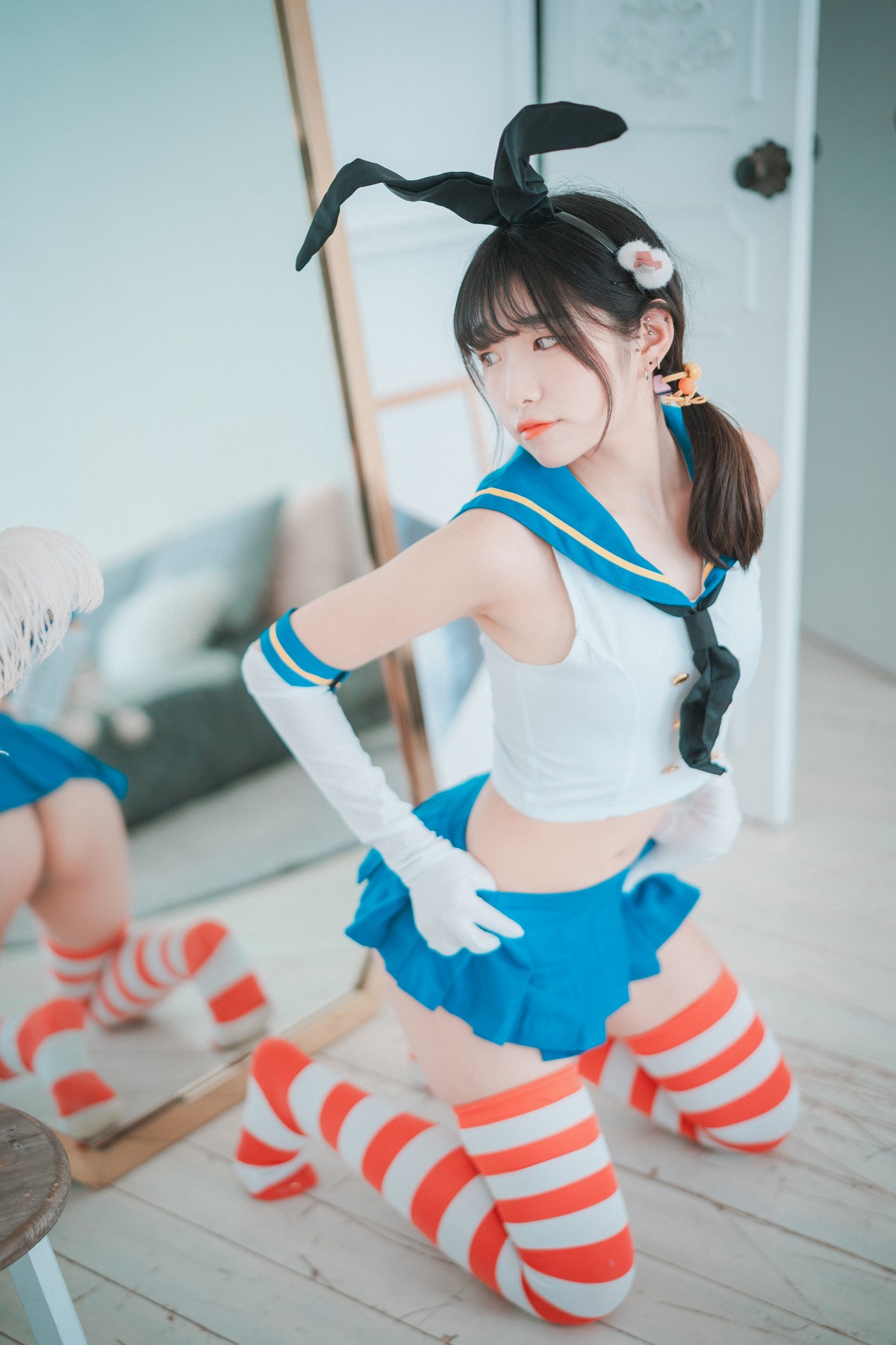 xgyw.top_[DJAWA]No.078_模特Sonson_Fleet Girl主题私房兔女郎装扮横条袜秀翘臀美腿诱惑写真42P