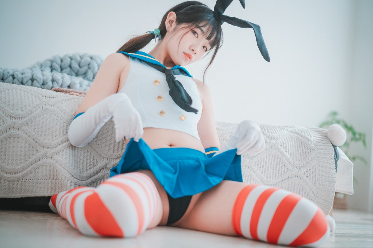 xgyw.top_[DJAWA]No.078_模特Sonson_Fleet Girl主题私房兔女郎装扮横条袜秀翘臀美腿诱惑写真42P