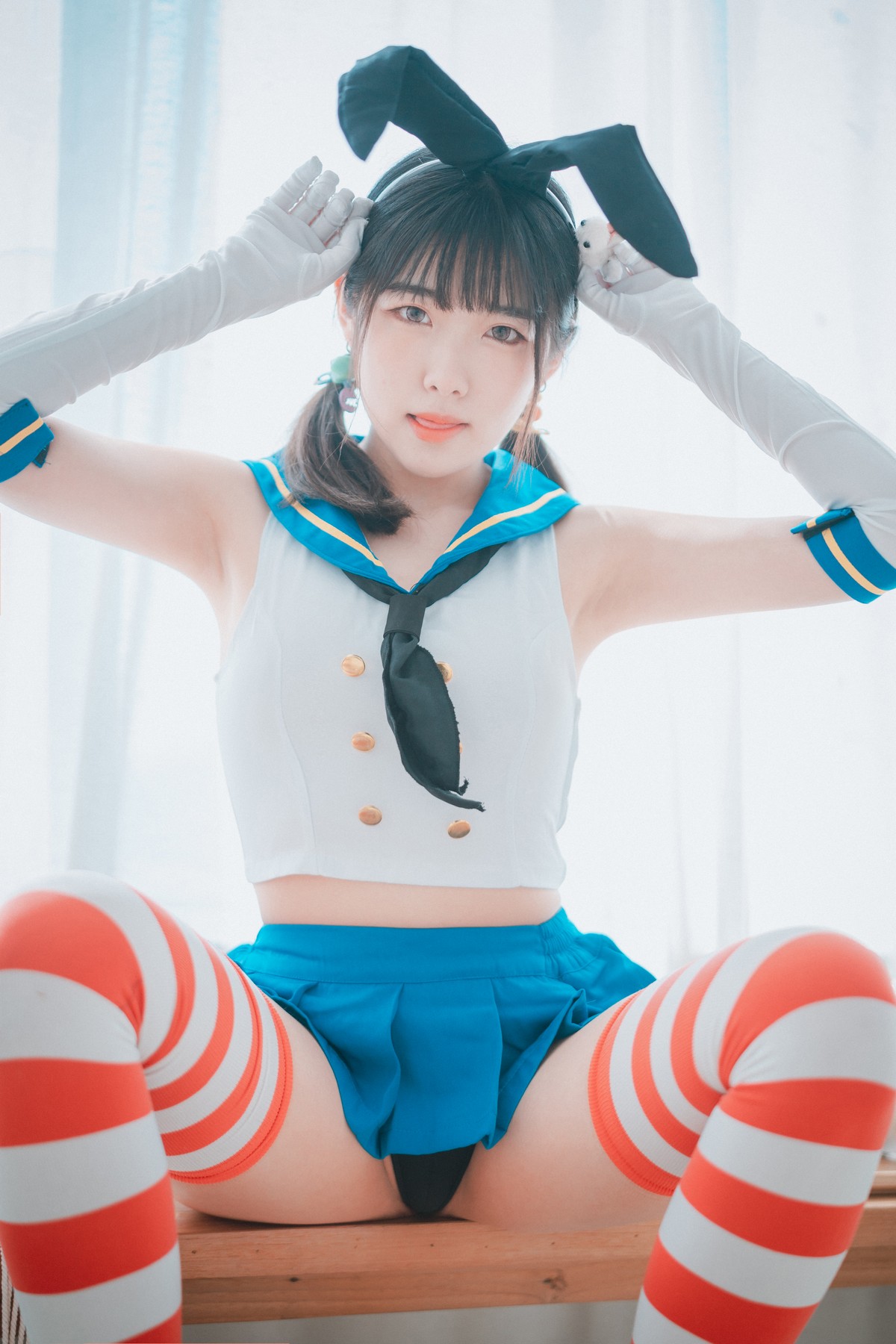 xgyw.top_[DJAWA]No.078_模特Sonson_Fleet Girl主题私房兔女郎装扮横条袜秀翘臀美腿诱惑写真42P