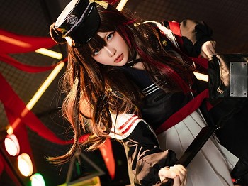 Coser大姐姐星之迟迟凛冬主题青春美女战士装扮性感白短裙配红丝袜迷人骚扰写真26P