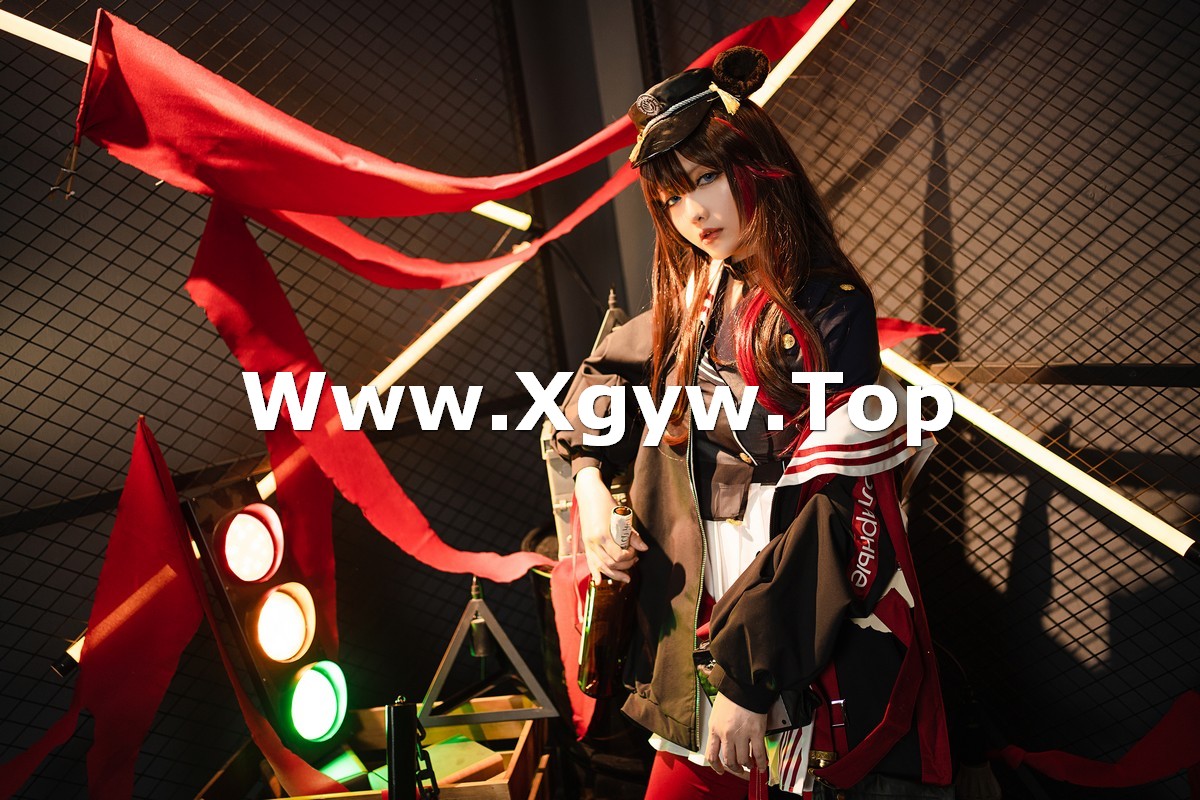 xgyw.top_Coser小姐姐星之迟迟凛冬主题美女战士装扮性感白短裙配红丝袜迷人诱惑写真26P
