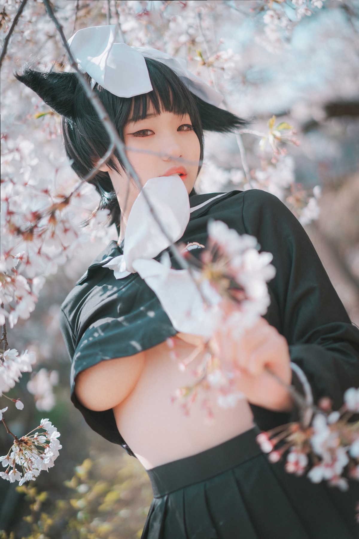 xgyw.top_[DJAWA]No.080_模特Mimmi_Azur Lane IJN Takao主题户外性感服饰半撩露豪乳诱惑写真61P