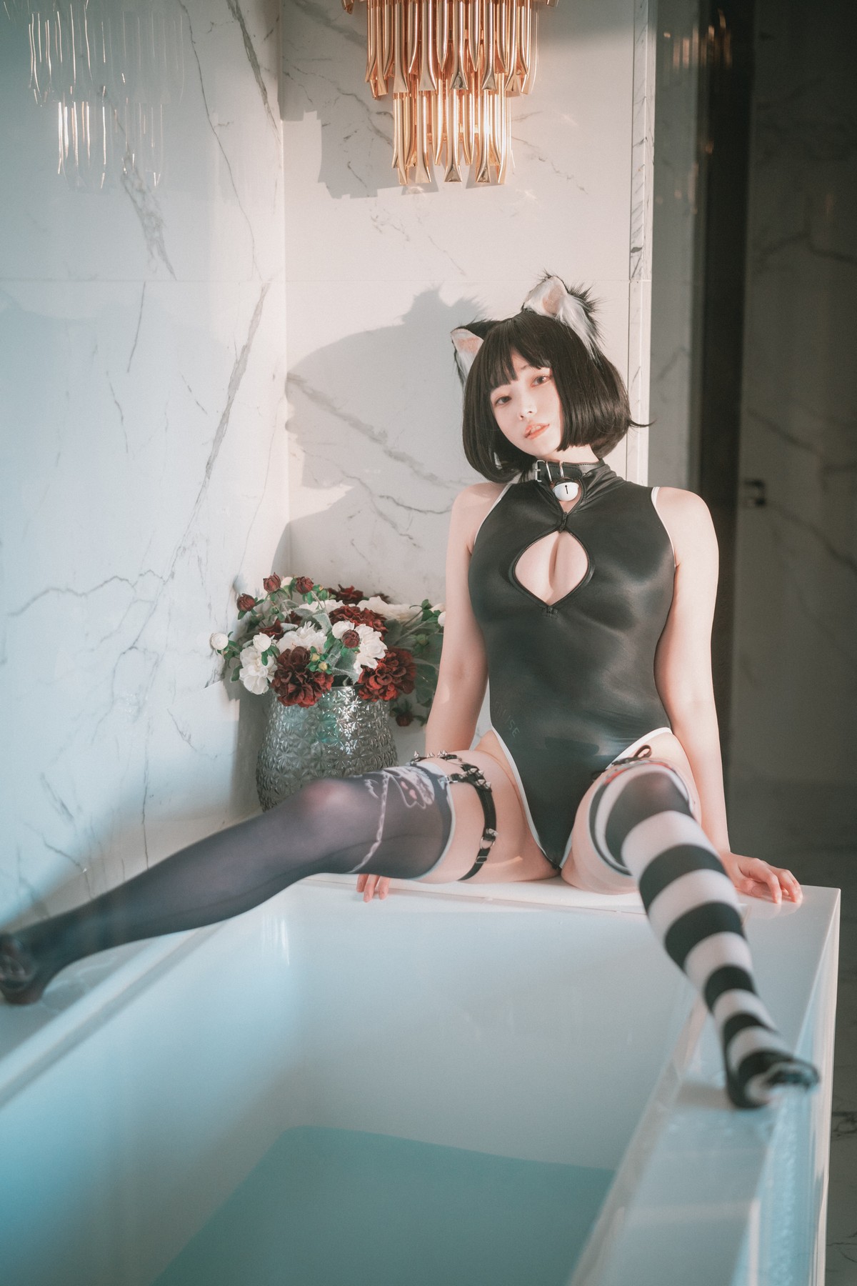 xgyw.top_[DJAWA]No.083_Bambi_Le chat déteste la douche主题浴室黑色连体衣秀翘臀诱惑写真25P