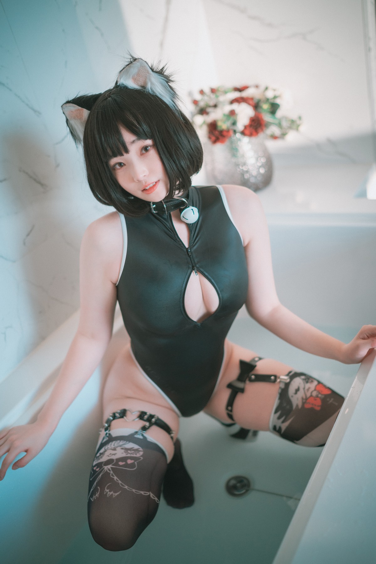 xgyw.top_[DJAWA]No.083_Bambi_Le chat déteste la douche主题浴室黑色连体衣秀翘臀诱惑写真25P