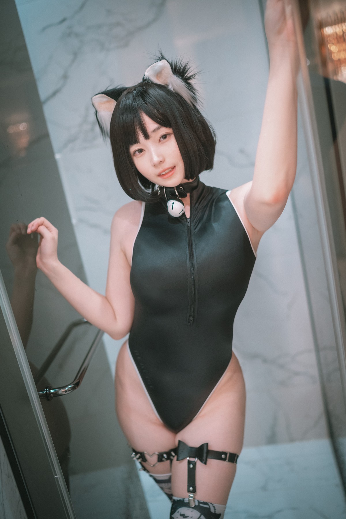 xgyw.top_[DJAWA]No.083_Bambi_Le chat déteste la douche主题浴室黑色连体衣秀翘臀诱惑写真25P