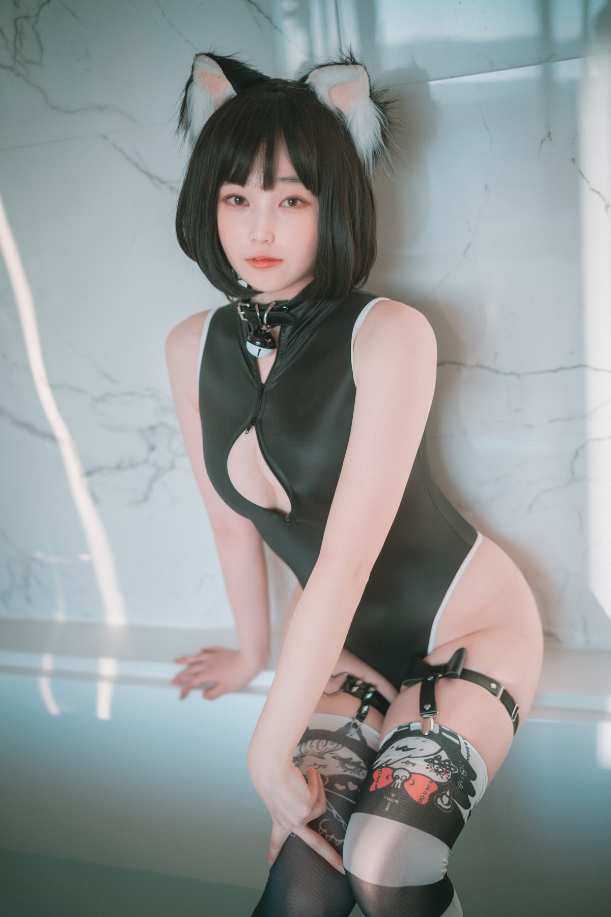 xgyw.top_[DJAWA]No.083_Bambi_Le chat déteste la douche主题浴室黑色连体衣秀翘臀诱惑写真25P
