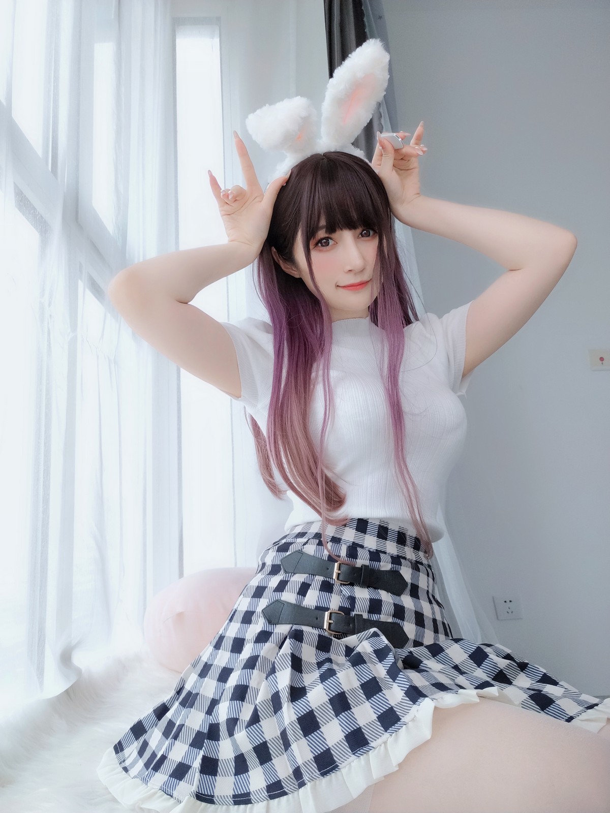 xgyw.top_Coser小姐姐白银81白丝兔女郎主题性感服饰配白丝吊袜半脱秀完美身材诱惑写真168P