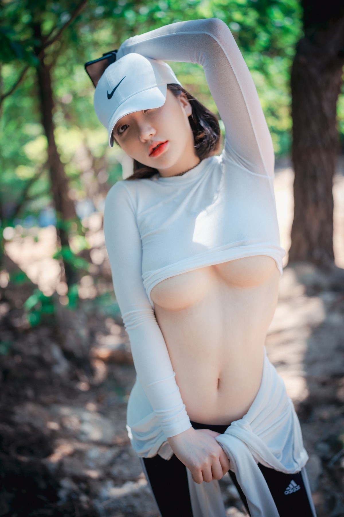 xgyw.top_[DJAWA]No.085_模特Yeeun_Naughty Trekking主题户外多套服饰半脱秀豪乳翘臀诱惑写真287P