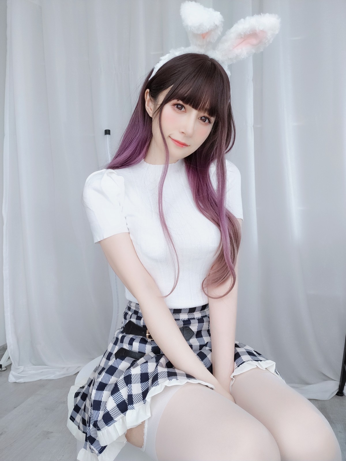 xgyw.top_Coser小姐姐白银81白丝兔女郎主题性感服饰配白丝吊袜半脱秀完美身材诱惑写真168P