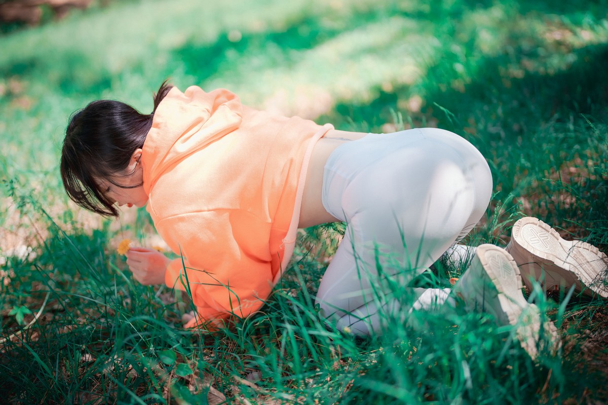 xgyw.top_[DJAWA]No.085_模特Yeeun_Naughty Trekking主题户外多套服饰半脱秀豪乳翘臀诱惑写真287P