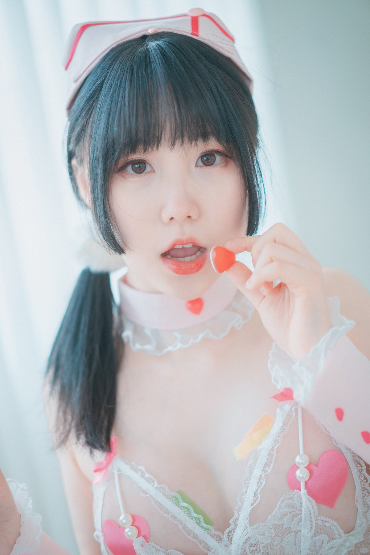 xgyw.top_[DJAWA]No.087_模特Jamong_Nurse j主题私房床上脱红色护士装露豪乳诱惑写真151P