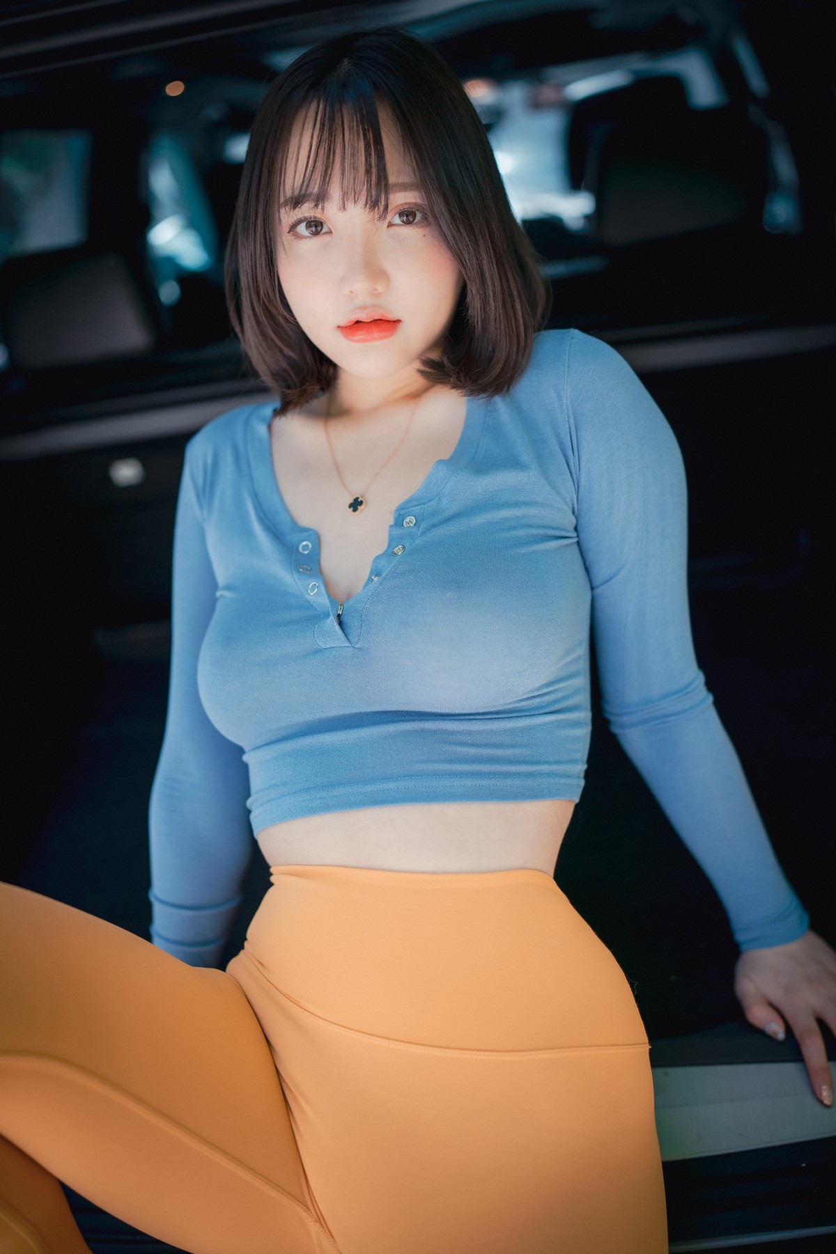xgyw.top_[DJAWA]No.085_模特Yeeun_Naughty Trekking主题户外多套服饰半脱秀豪乳翘臀诱惑写真287P