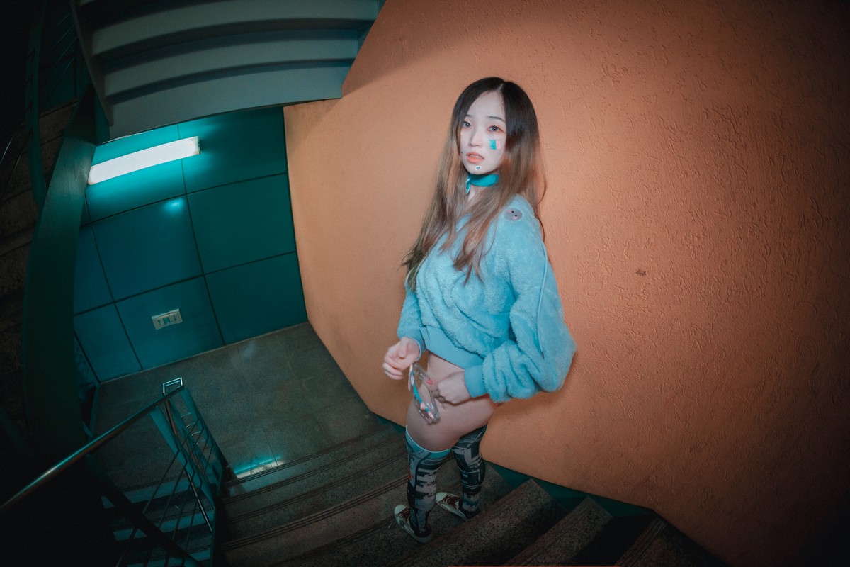 xgyw.top_[DJAWA]No.086_模特BamBi_Nightcrawler主题户外性感服饰配红色内裤撩人诱惑写真101P