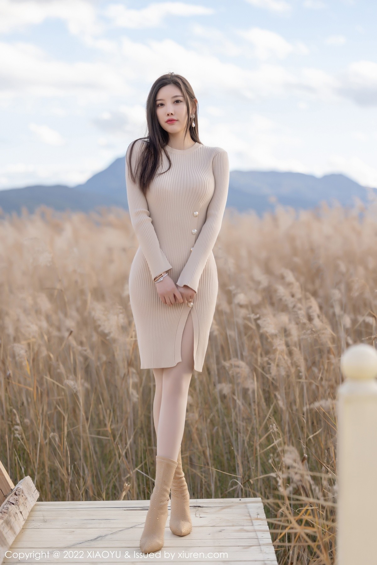 xgyw.top_[XiaoYu画语界]Vol.796_女神杨晨晨Yome丽江心愿旅拍室内紫色轻透蕾丝内衣诱惑写真79P