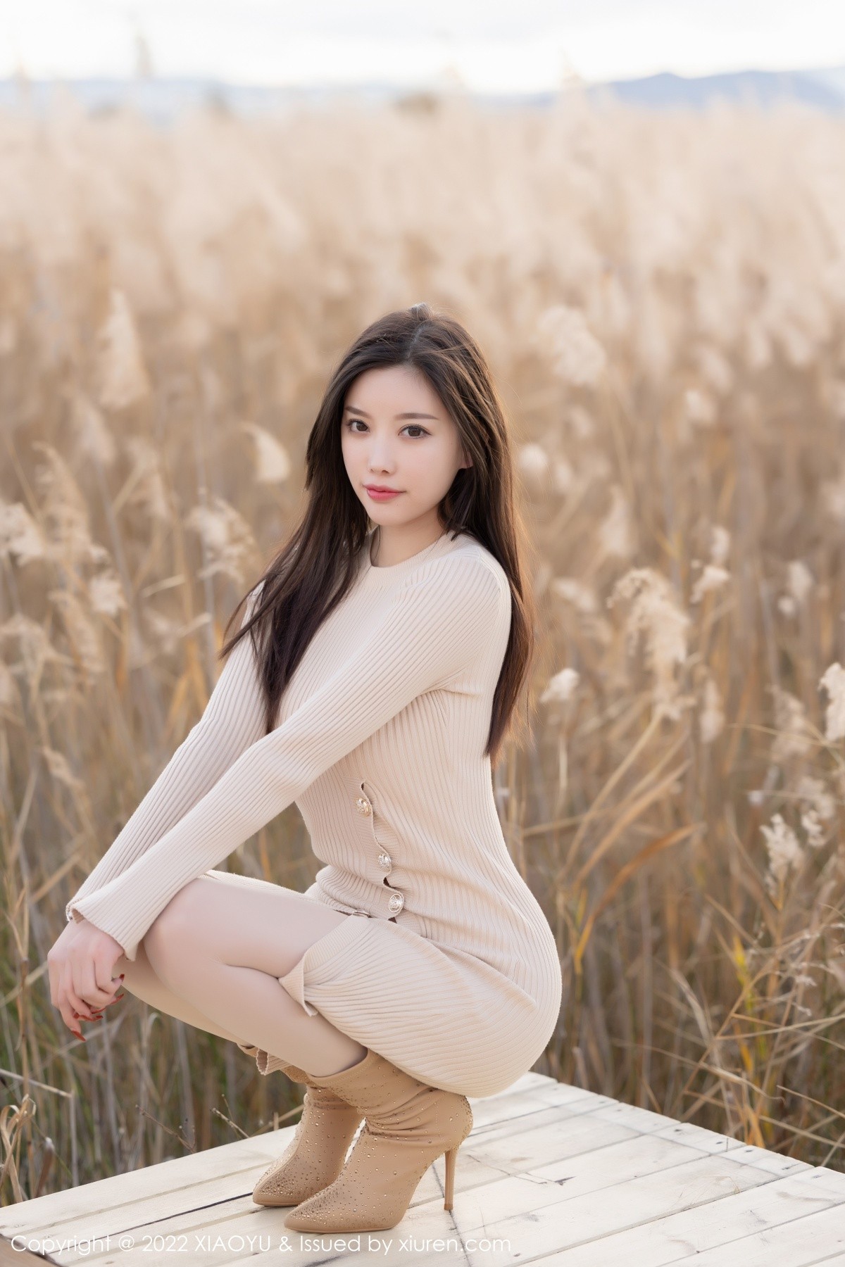 xgyw.top_[XiaoYu画语界]Vol.796_女神杨晨晨Yome丽江心愿旅拍室内紫色轻透蕾丝内衣诱惑写真79P