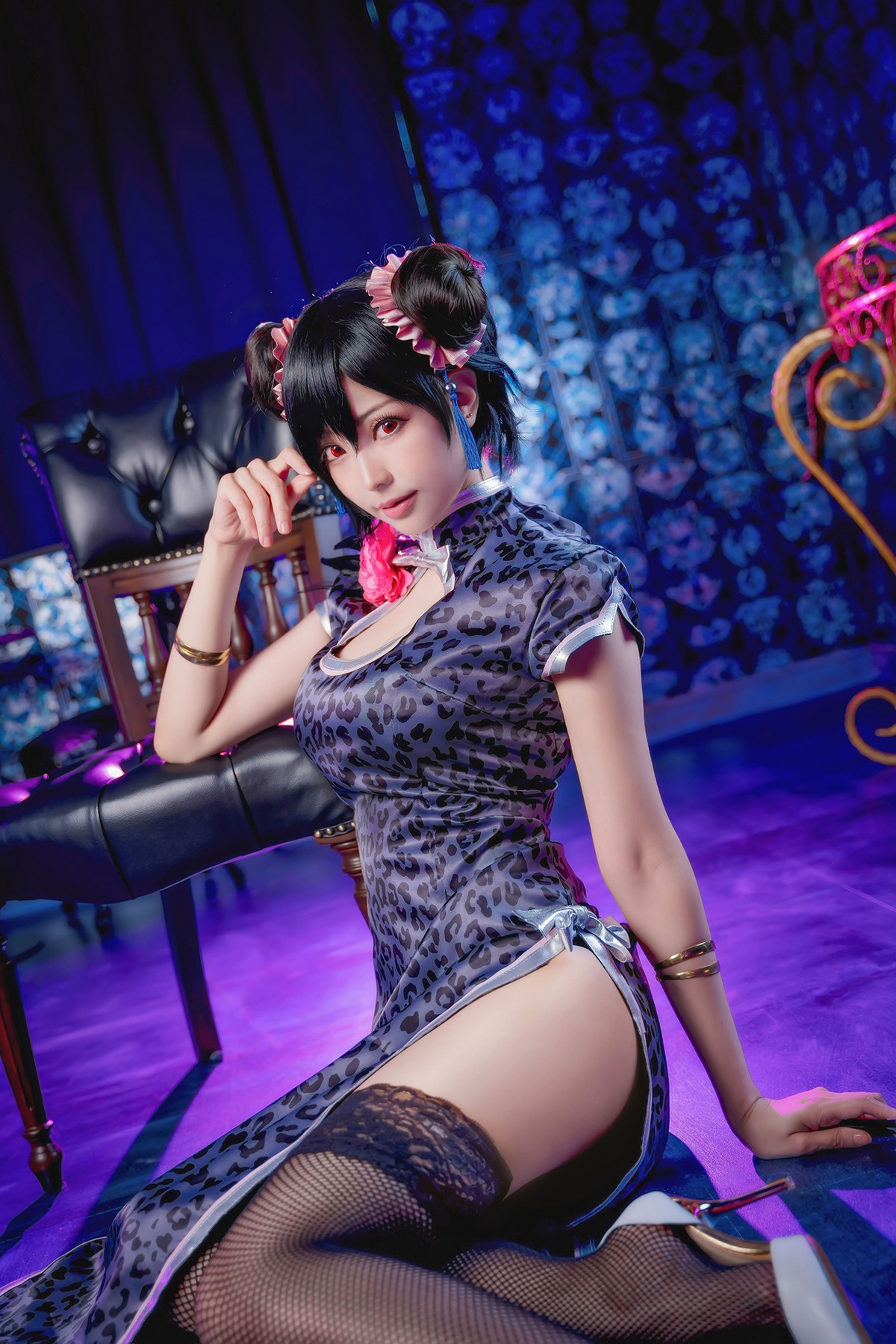 xgyw.top_Coser妹子Ely_eee蒂法主题户外 酒店吧台 私房旗袍性感服饰秀完美身材诱惑写真74P