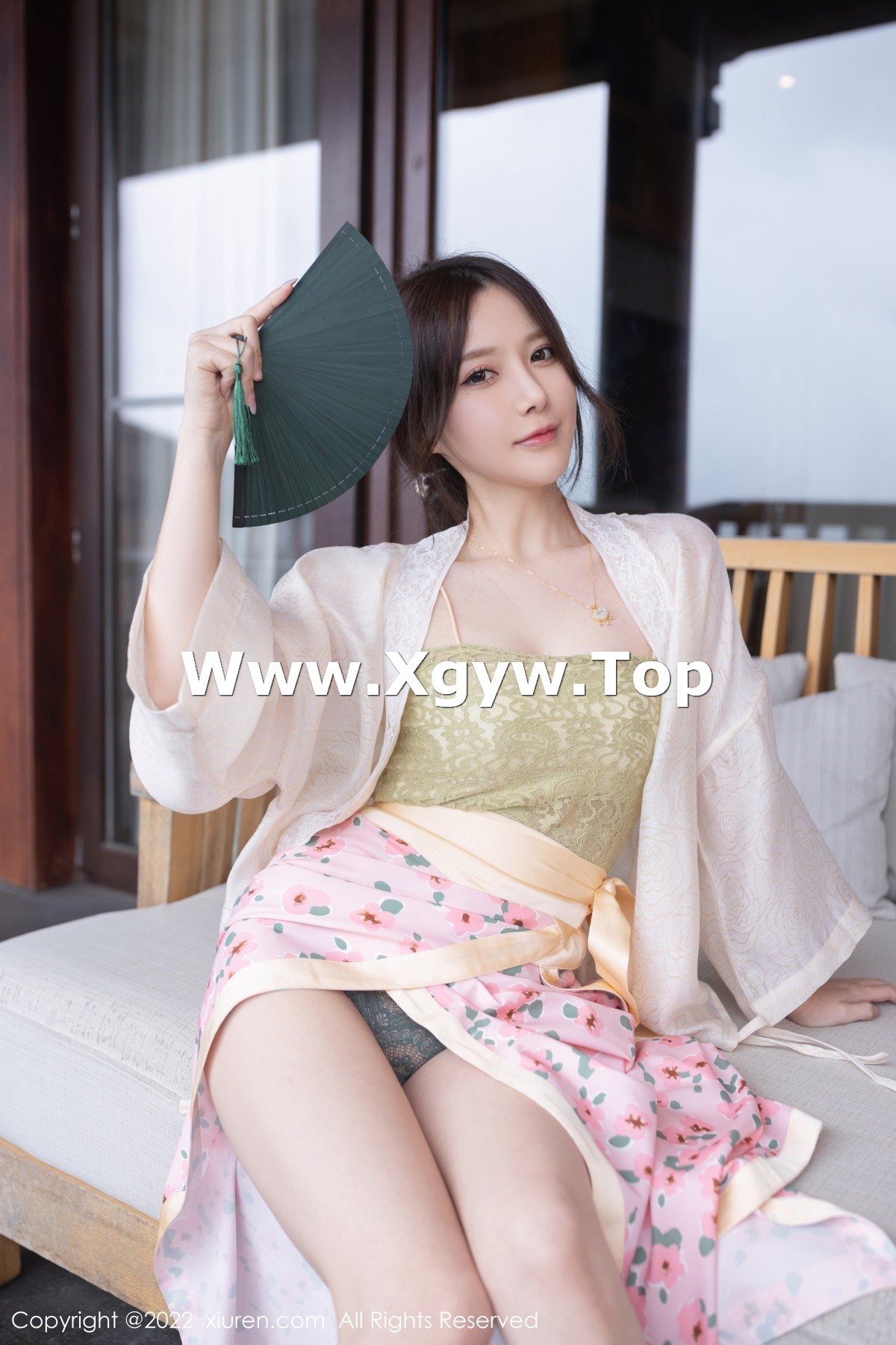 xgyw.top_XiuRen第5130期_模特鱼子酱Fish云南旅拍私房浅色古装服饰秀曼妙身材诱惑写真78P