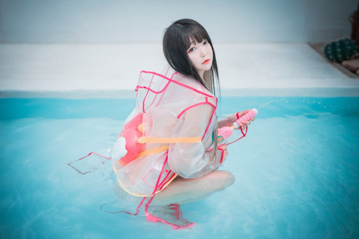 xgyw.top_[DJAWA]No.088_模特Aram_Poolside_Summer主题泳池边性感薄透服饰惹火诱惑写真76P