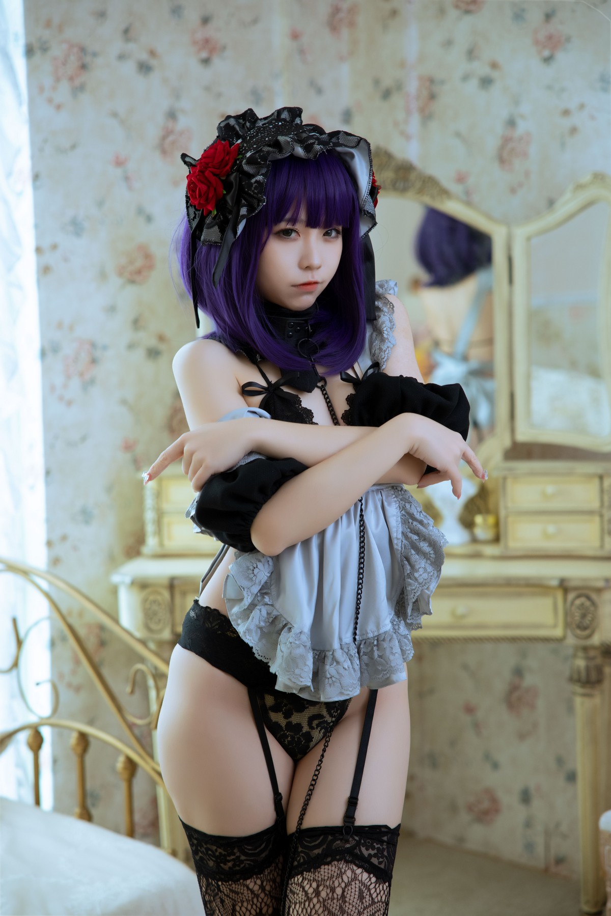xgyw.top_动漫博主G44不会受伤替身人偶坠入爱河主题私房性感黑色服饰配缕空丝袜诱惑写真42P