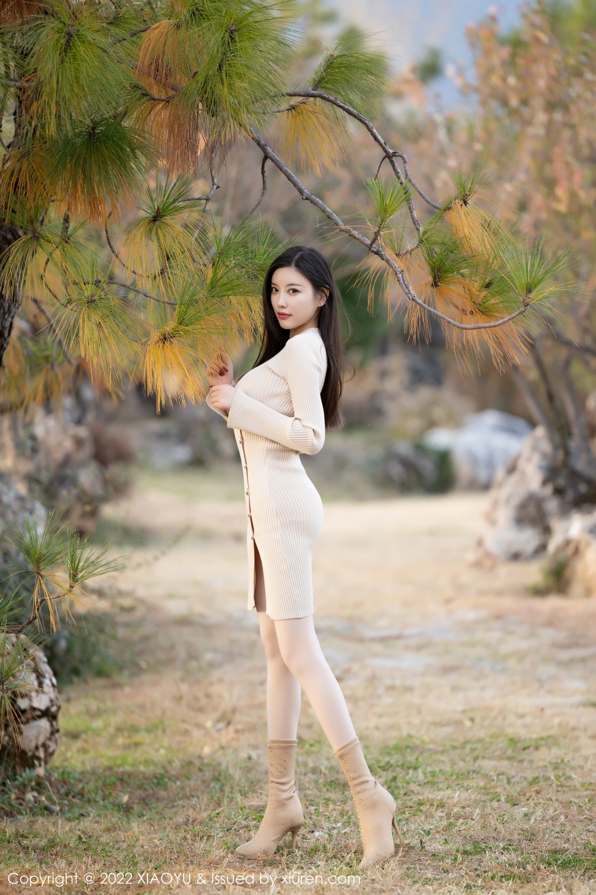xgyw.top_[XiaoYu画语界]Vol.796_女神杨晨晨Yome丽江心愿旅拍室内紫色轻透蕾丝内衣诱惑写真79P