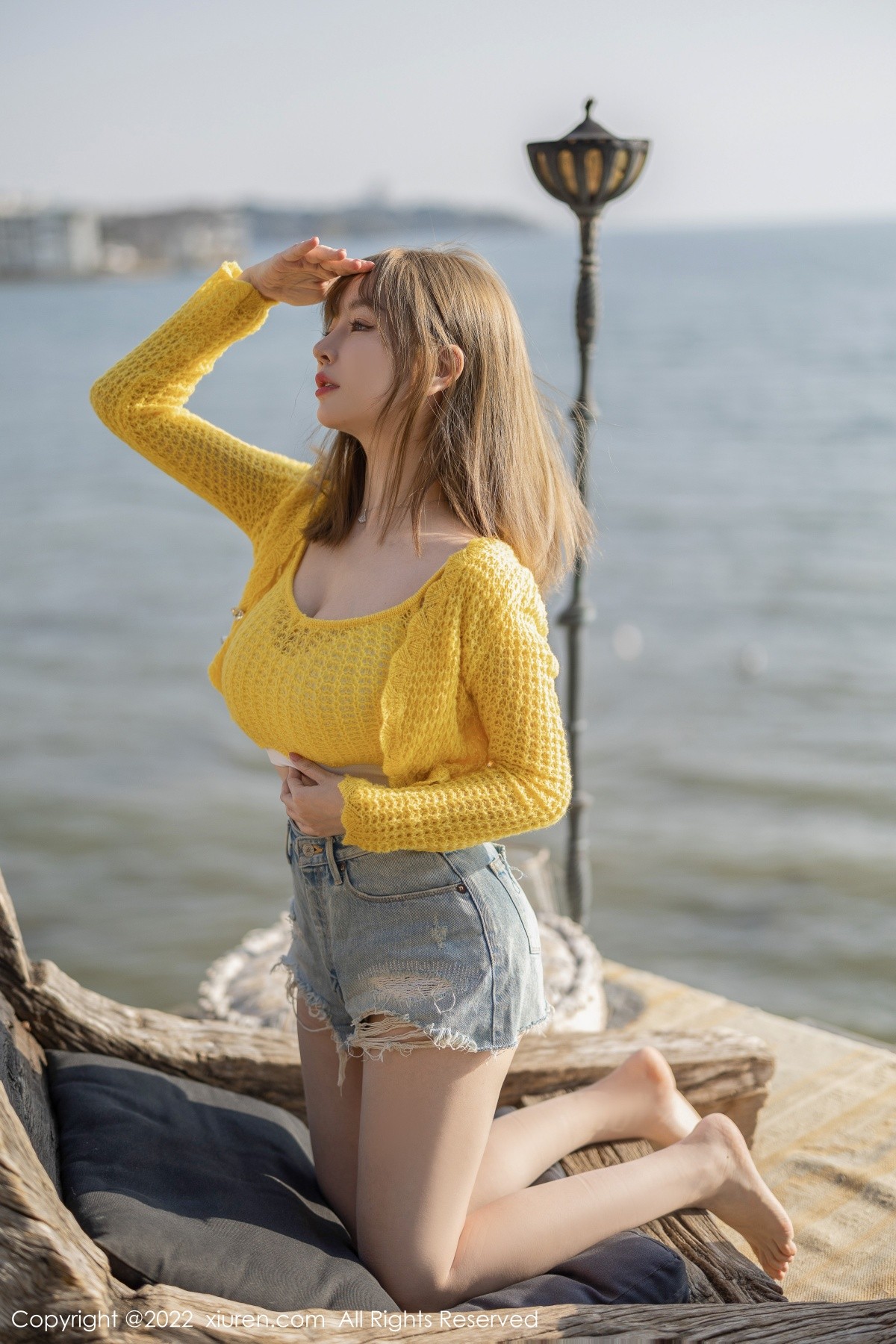 xgyw.top_XiuRen第5129期_女神王雨纯大理旅拍黄色收身衣配原色丝袜秀豪乳翘臀诱惑写真53P