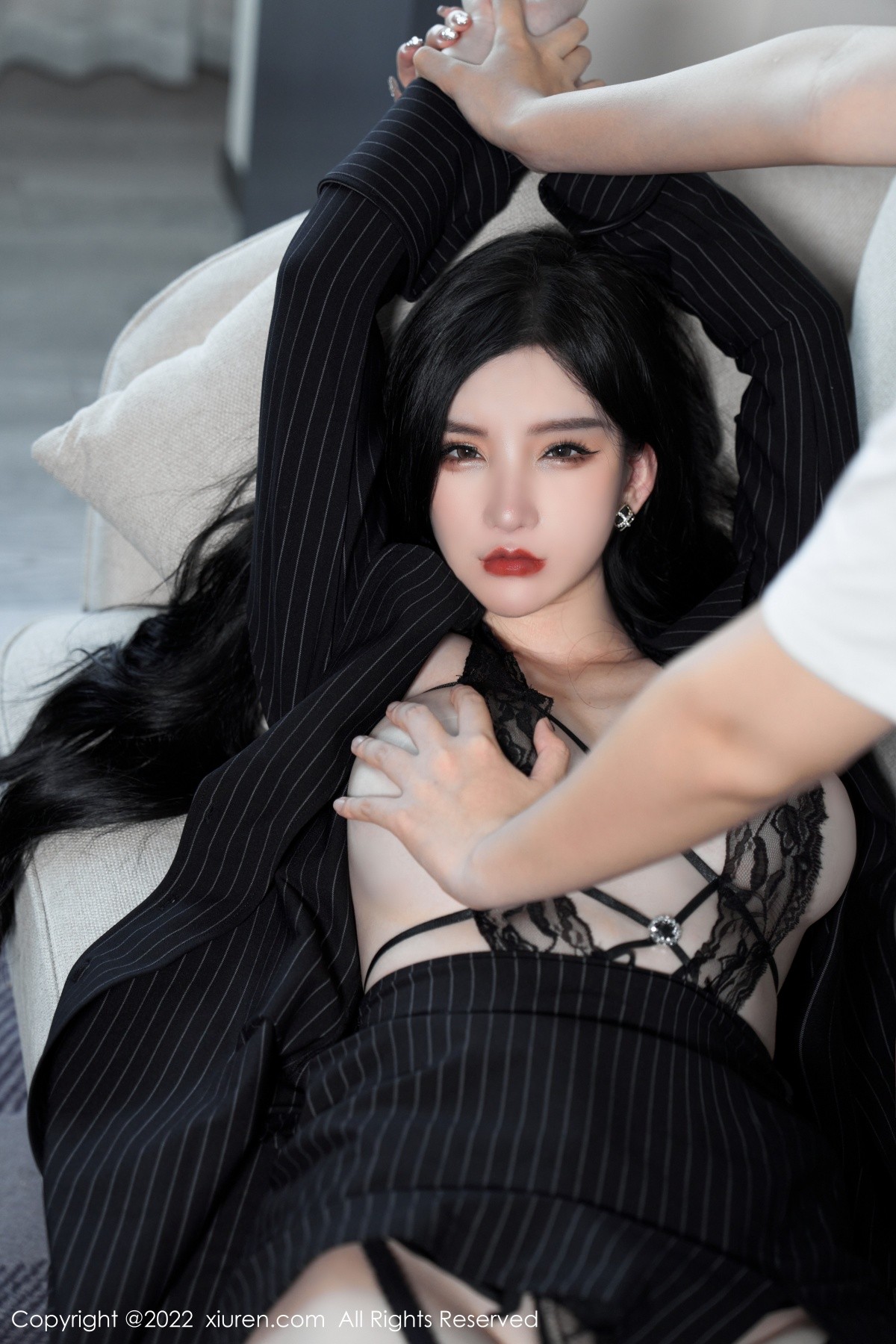 xgyw.top_XiuRen第5133期_女神周于希Sally心愿旅拍私房黑色情趣薄纱秀豪乳撩人诱惑写真83P