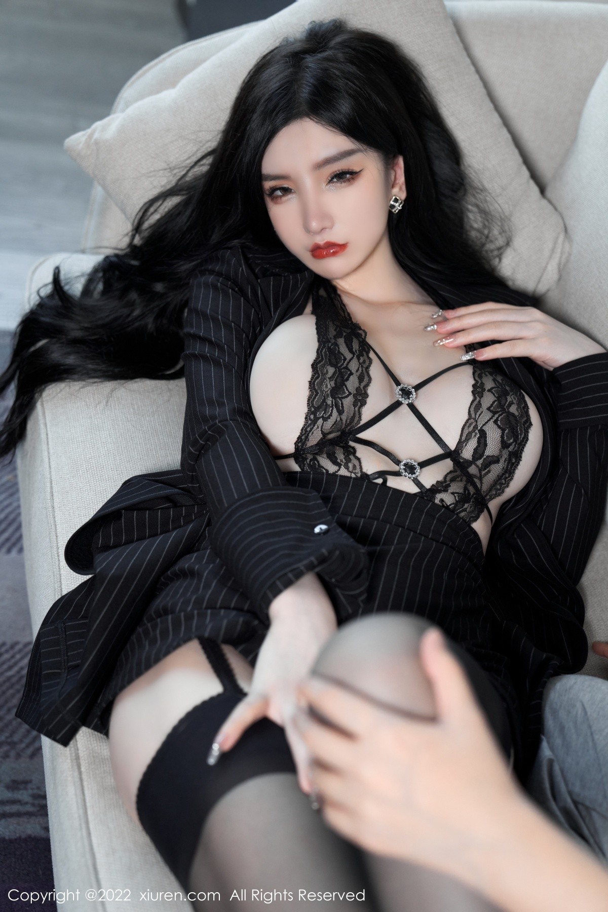 xgyw.top_XiuRen第5133期_女神周于希Sally心愿旅拍私房黑色情趣薄纱秀豪乳撩人诱惑写真83P