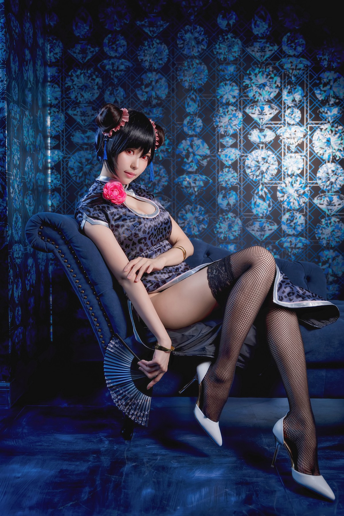 xgyw.top_Coser妹子Ely_eee蒂法主题户外 酒店吧台 私房旗袍性感服饰秀完美身材诱惑写真74P