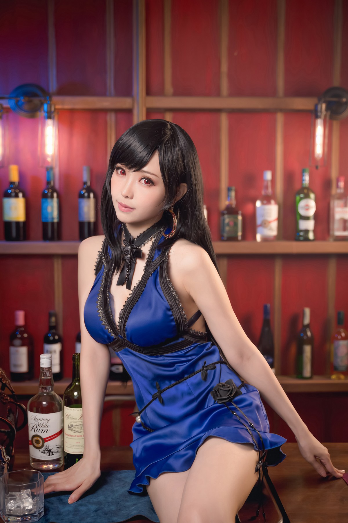 xgyw.top_Coser妹子Ely_eee蒂法主题户外 酒店吧台 私房旗袍性感服饰秀完美身材诱惑写真74P