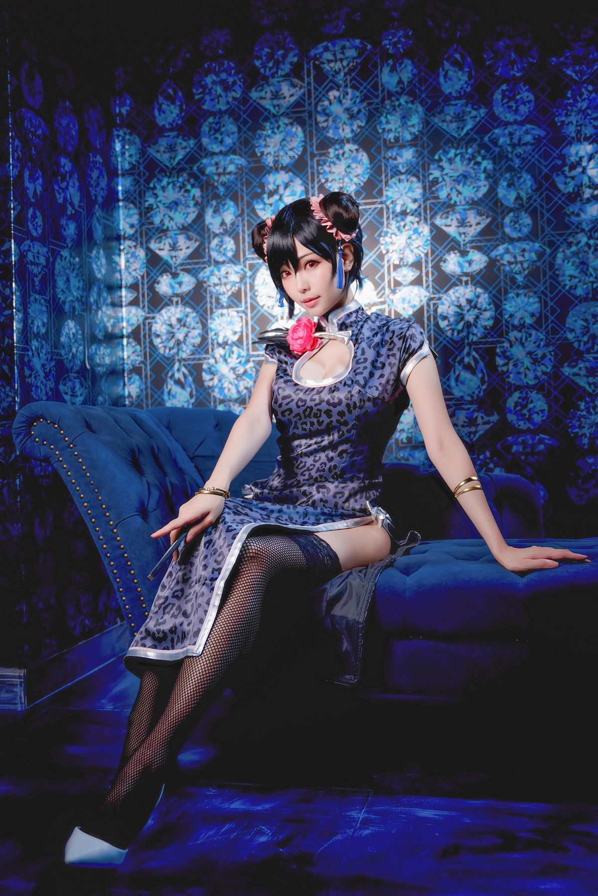 xgyw.top_Coser妹子Ely_eee蒂法主题户外 酒店吧台 私房旗袍性感服饰秀完美身材诱惑写真74P
