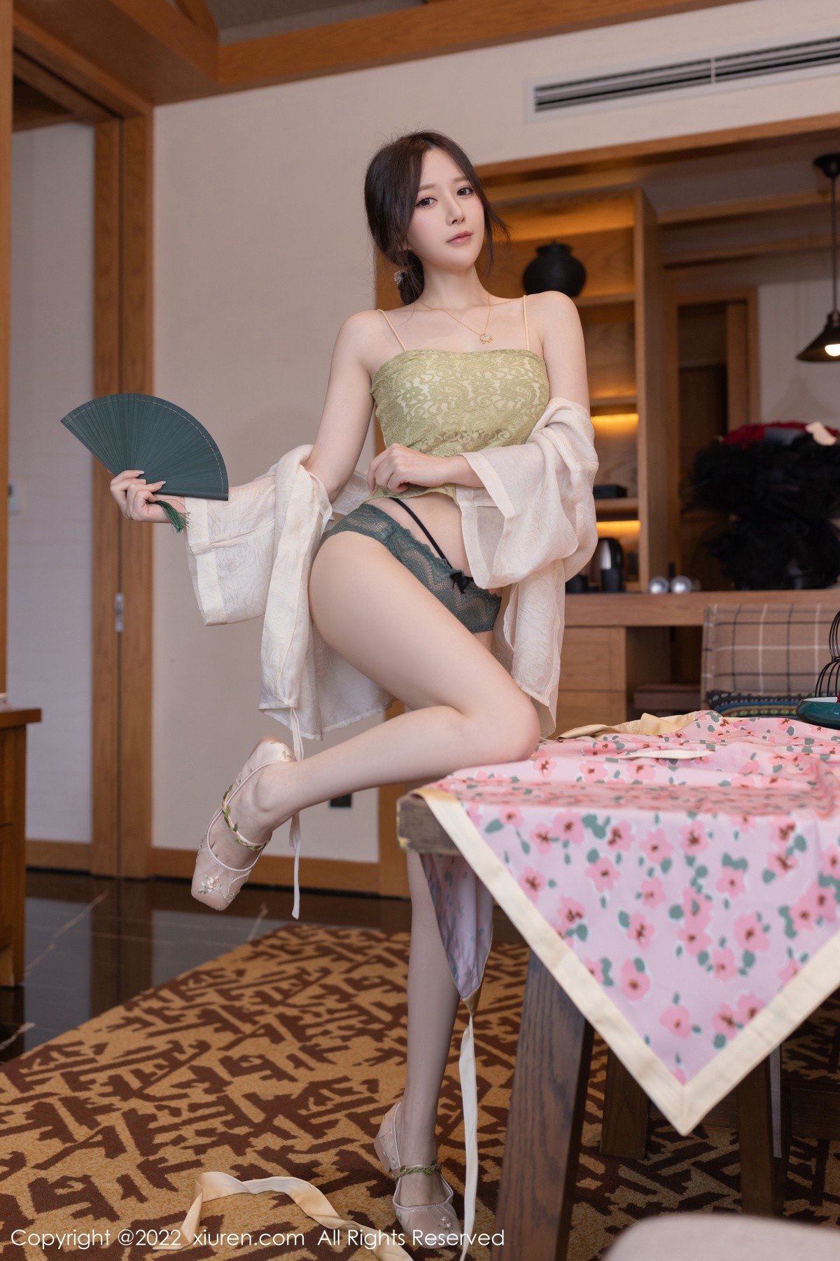 xgyw.top_XiuRen第5130期_模特鱼子酱Fish云南旅拍私房浅色古装服饰秀曼妙身材诱惑写真78P