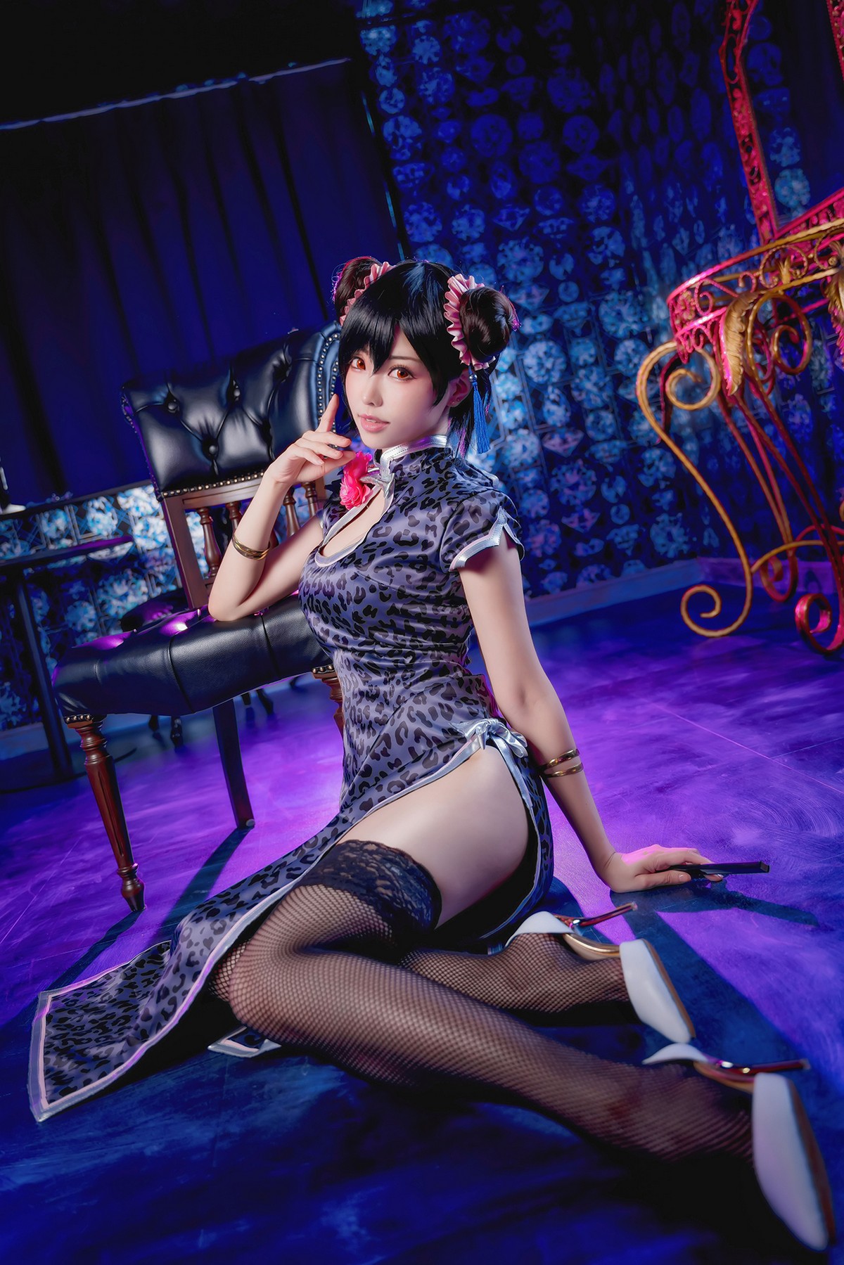 xgyw.top_Coser妹子Ely_eee蒂法主题户外 酒店吧台 私房旗袍性感服饰秀完美身材诱惑写真74P