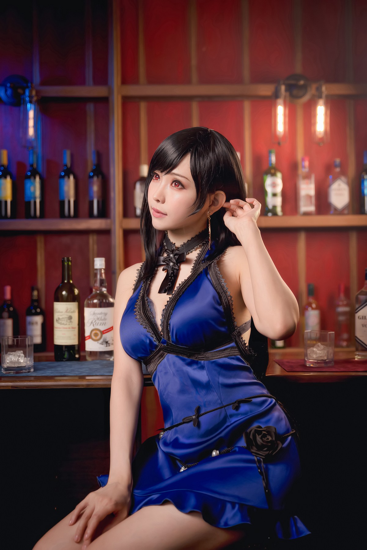 xgyw.top_Coser妹子Ely_eee蒂法主题户外 酒店吧台 私房旗袍性感服饰秀完美身材诱惑写真74P