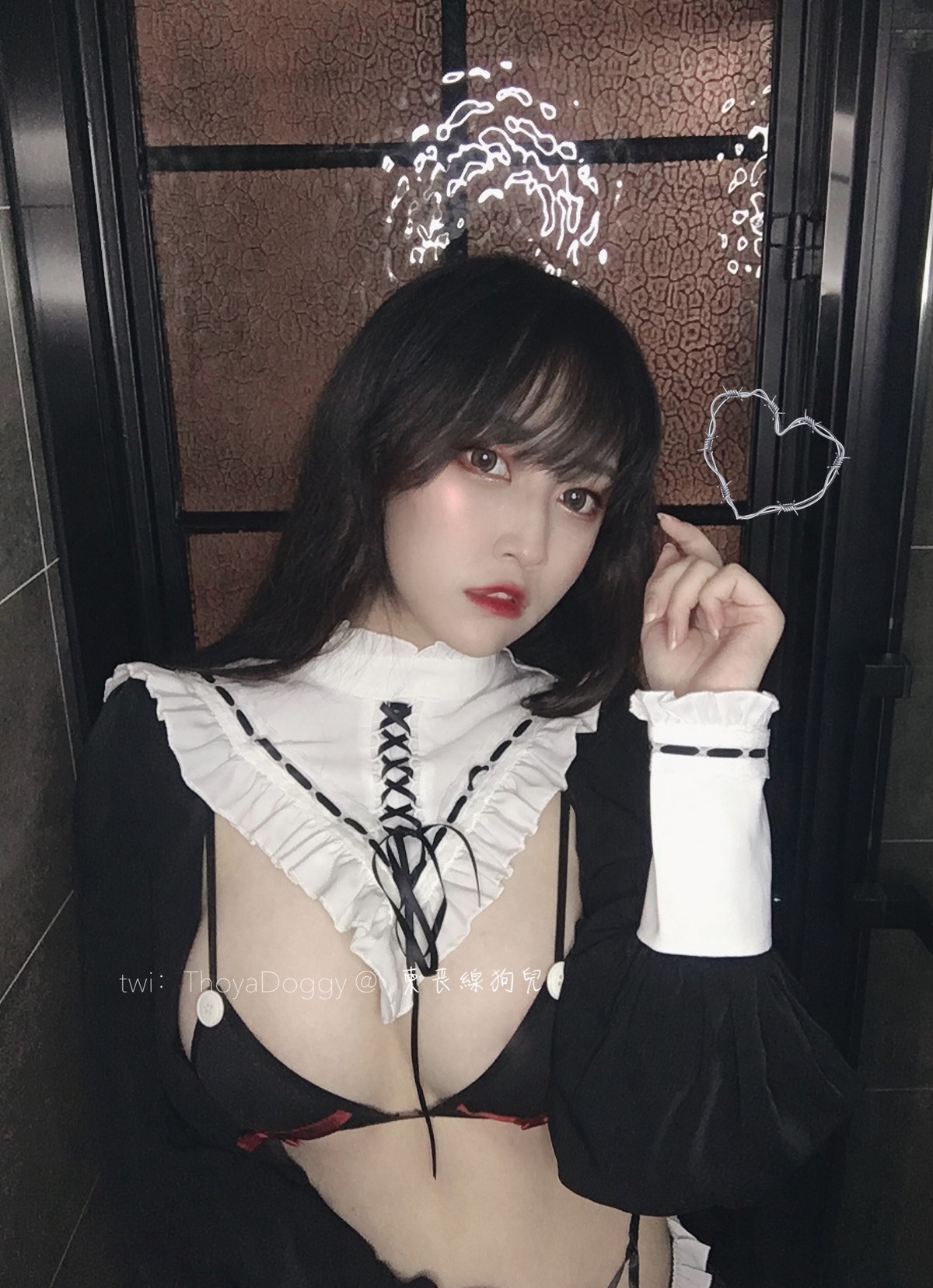 xgyw.top_网络美女柬丧線狗兒黑白无相主题私房黑色缕空蕾丝内衣配黑丝吊袜诱惑写真36P