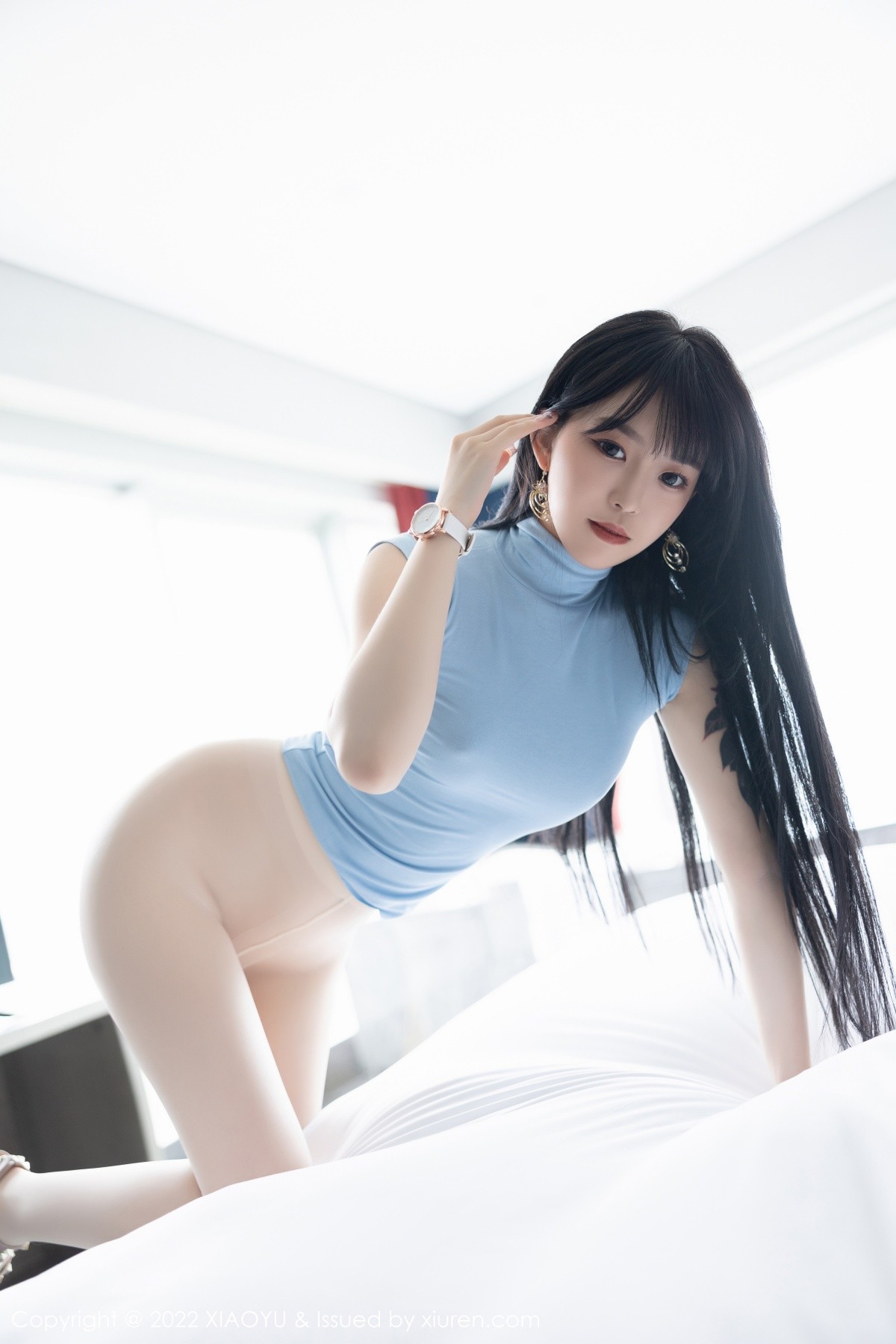 xgyw.top_[XiaoYu画语界]Vol.797_模特奶瓶性感蓝色收身衣配蓝色牛仔裤半脱露无内肉丝诱惑写真83P
