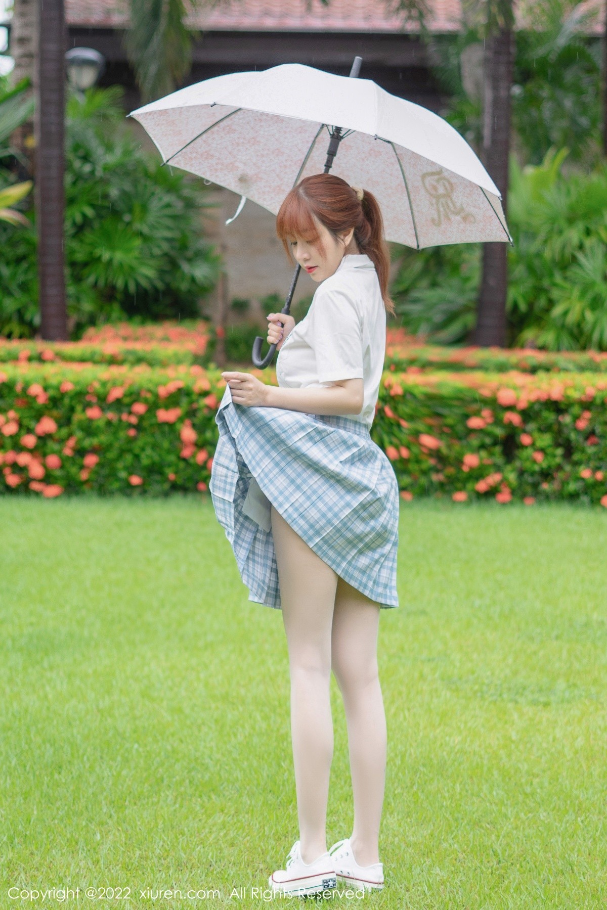 xgyw.top_XiuRen第5137期_女神王雨纯性感白T配蓝灰色格子裙原色丝袜秀曼妙身材诱惑写真46P