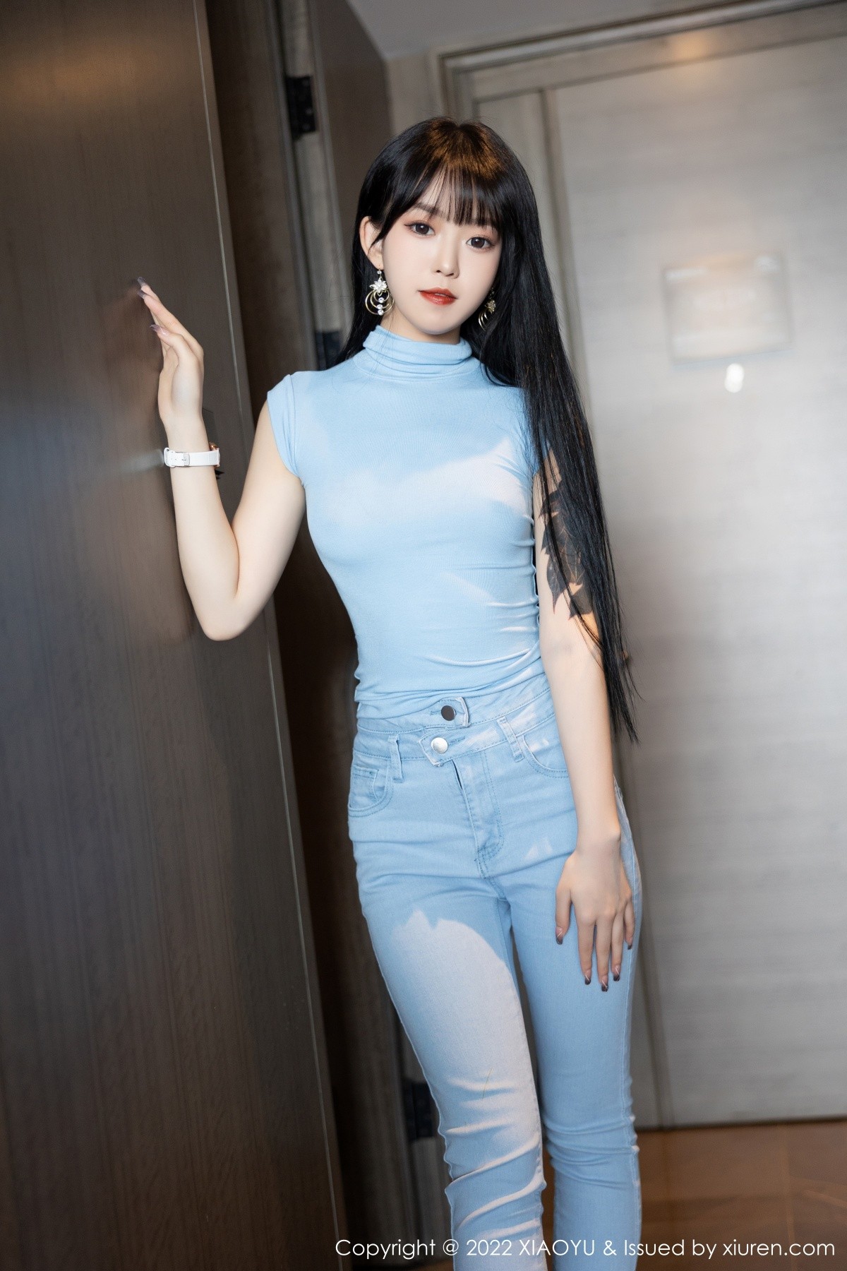 xgyw.top_[XiaoYu画语界]Vol.797_模特奶瓶性感蓝色收身衣配蓝色牛仔裤半脱露无内肉丝诱惑写真83P