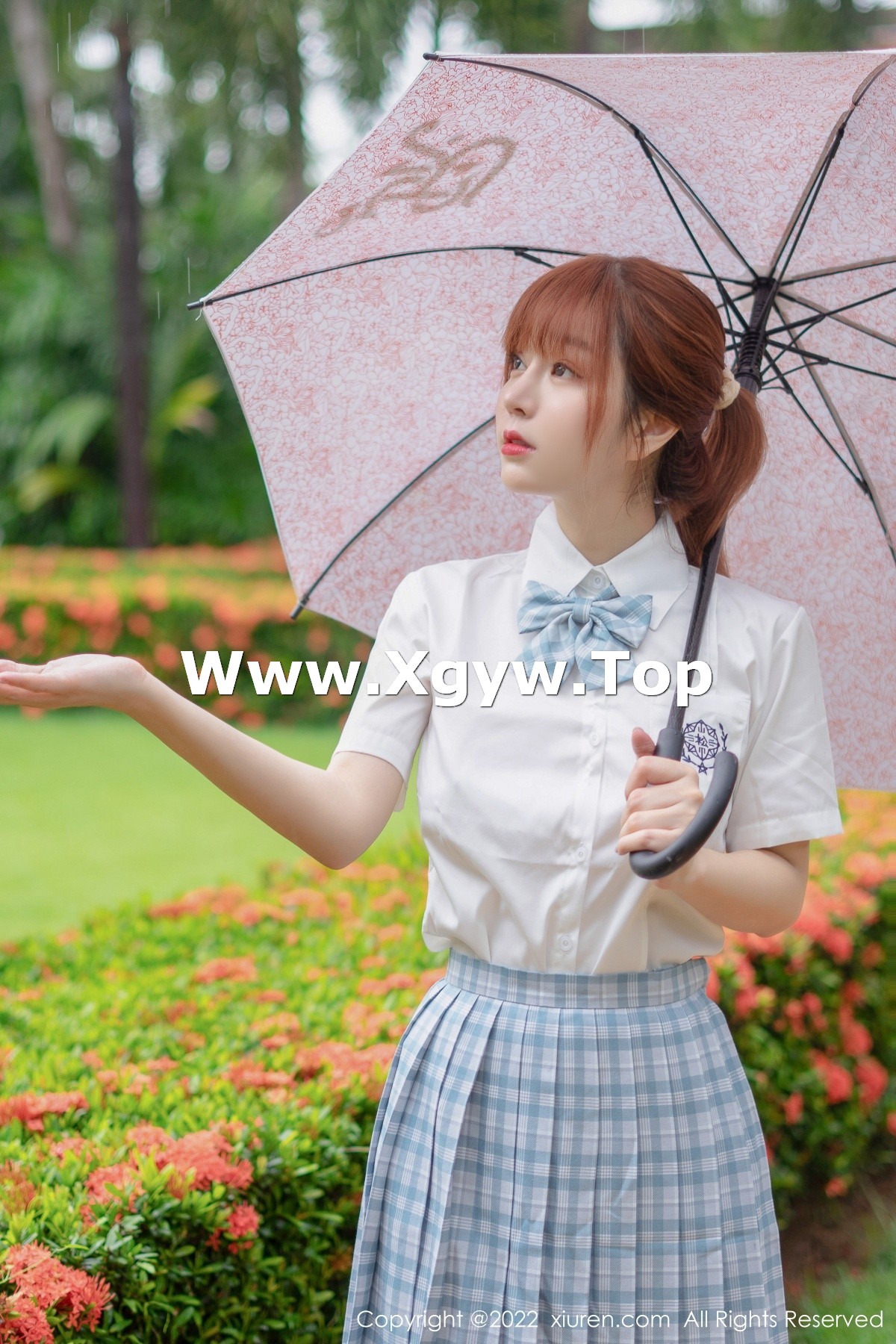 xgyw.top_XiuRen第5137期_女神王雨纯性感白T配蓝灰色格子裙原色丝袜秀曼妙身材诱惑写真46P