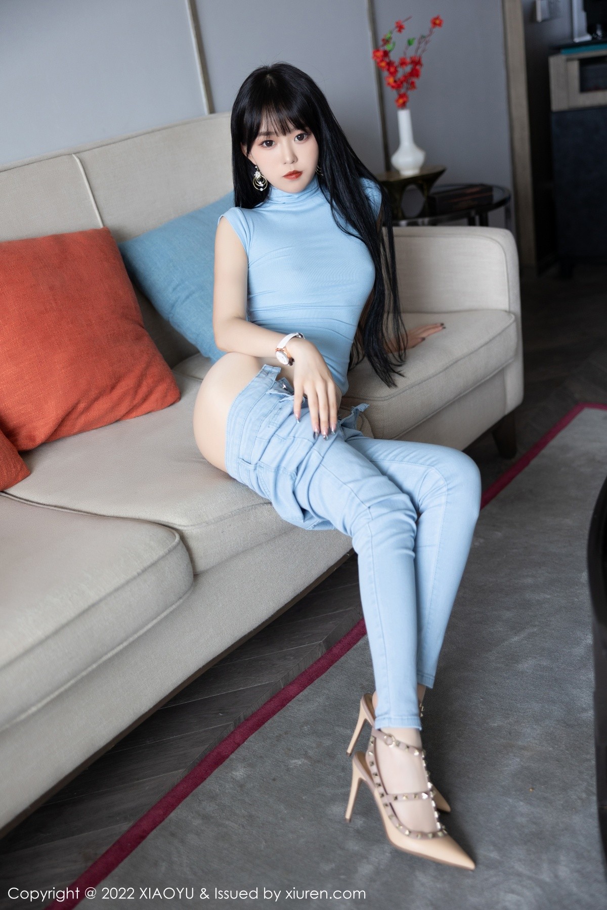xgyw.top_[XiaoYu画语界]Vol.797_模特奶瓶性感蓝色收身衣配蓝色牛仔裤半脱露无内肉丝诱惑写真83P