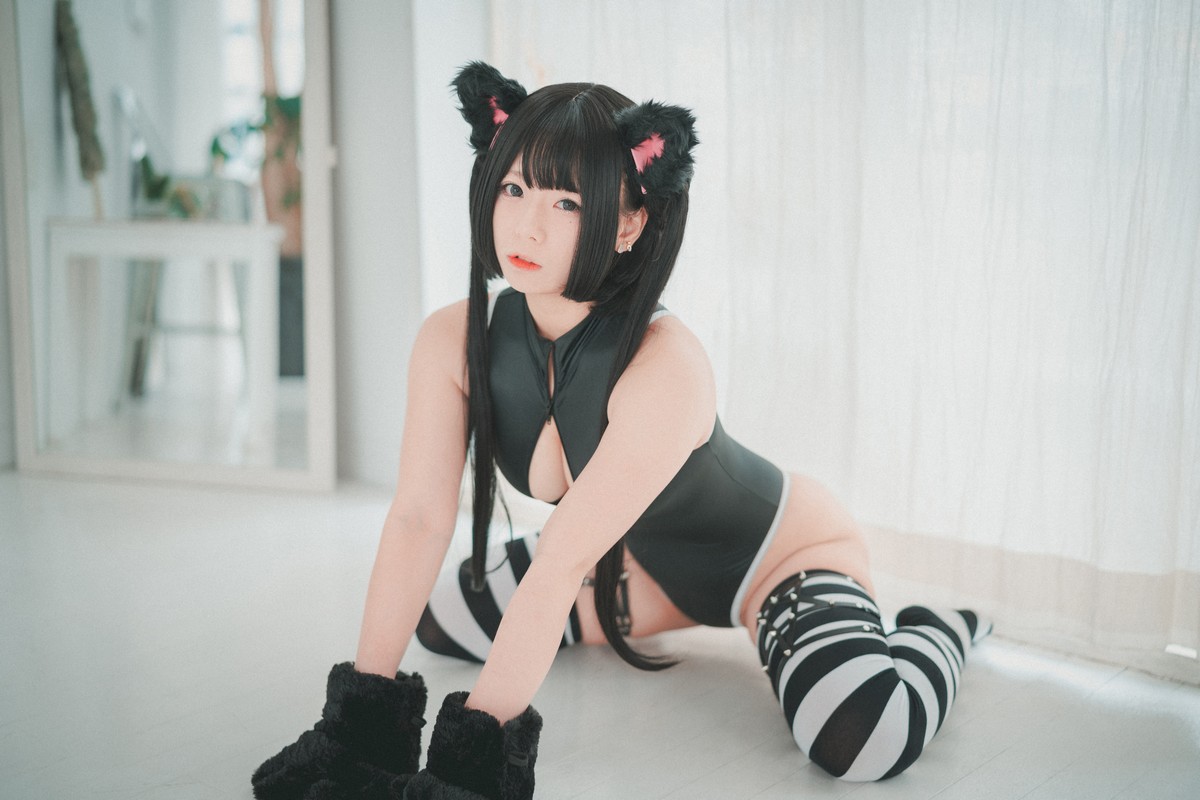 xgyw.top_[DJAWA]No.091_模特Maruemon_Realised Feral Cat主题私房黑色高叉连体衣诱惑写真55P