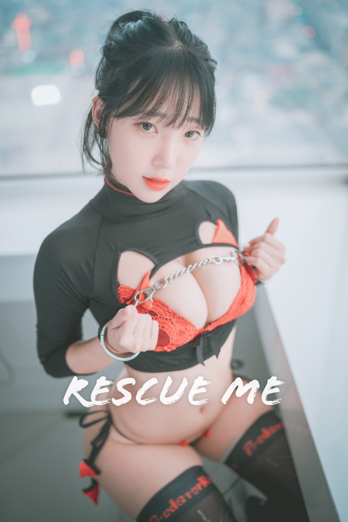 xgyw.top_[DJAWA]No.092_模特Kang Inkyung_Rescue Me主题私房黑色露胸服饰秀豪乳诱惑写真32P