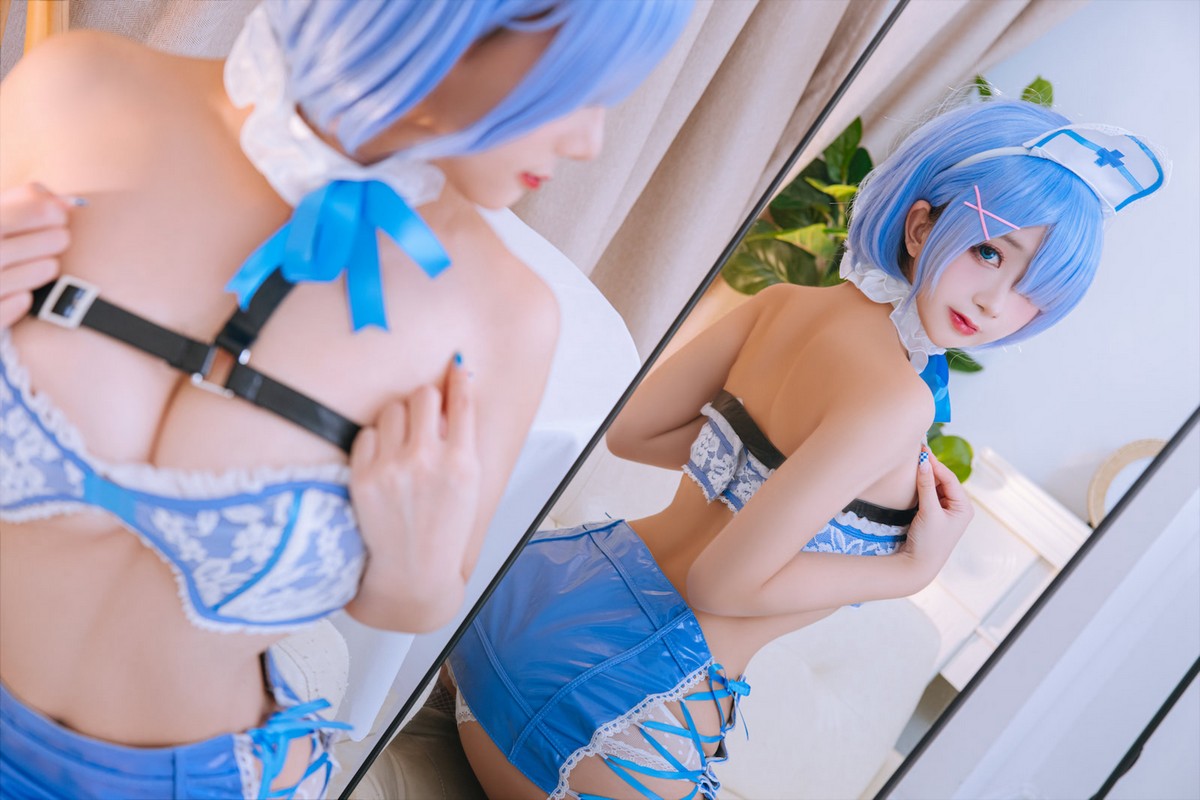 xgyw.top_Cosplay美女日奈娇蕾姆蓝色护士主题私房性感护士装秀豪乳翘臀撩人诱惑写真88P