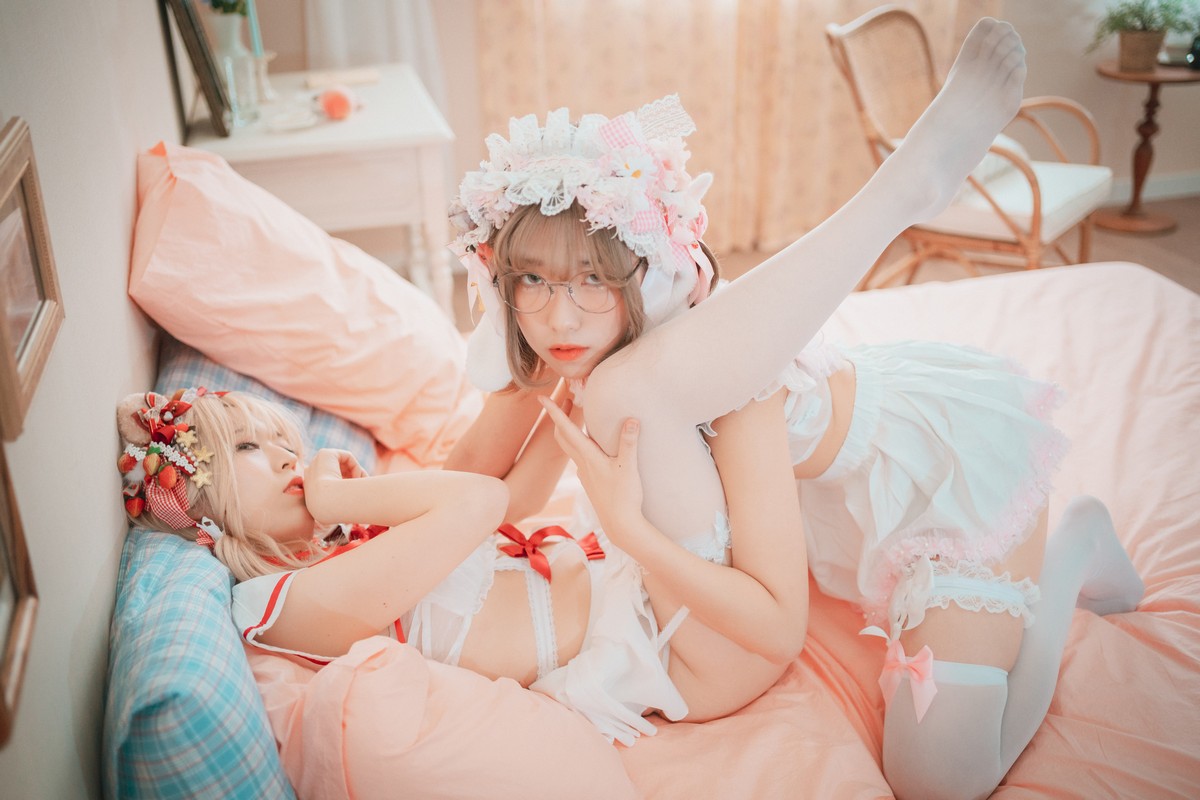 xgyw.top_[DJAWA]No.094_模特Sonson & Mozzi_Spring Comes Twice主题性感姐妹花私房诱惑写真61P