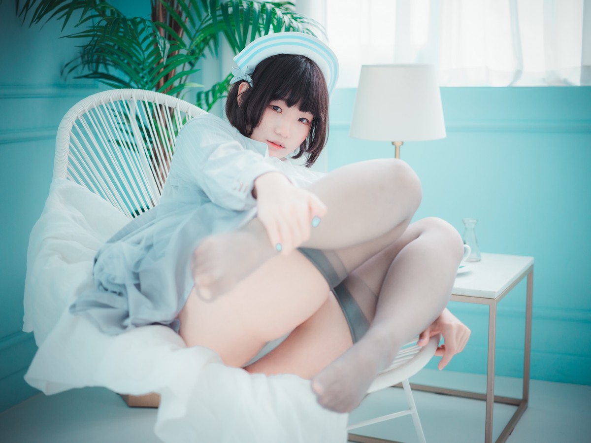 xgyw.top_[DJAWA]No.095_模特Mimmi_St. Esther主题私房短裙下性感灰丝吊袜秀翘臀诱惑写真136P
