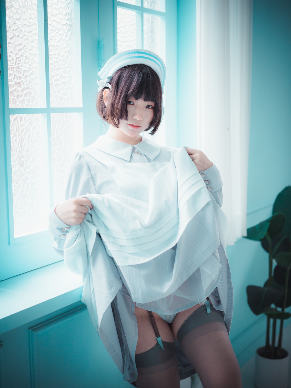 xgyw.top_[DJAWA]No.095_模特Mimmi_St. Esther主题私房短裙下性感灰丝吊袜秀翘臀诱惑写真136P